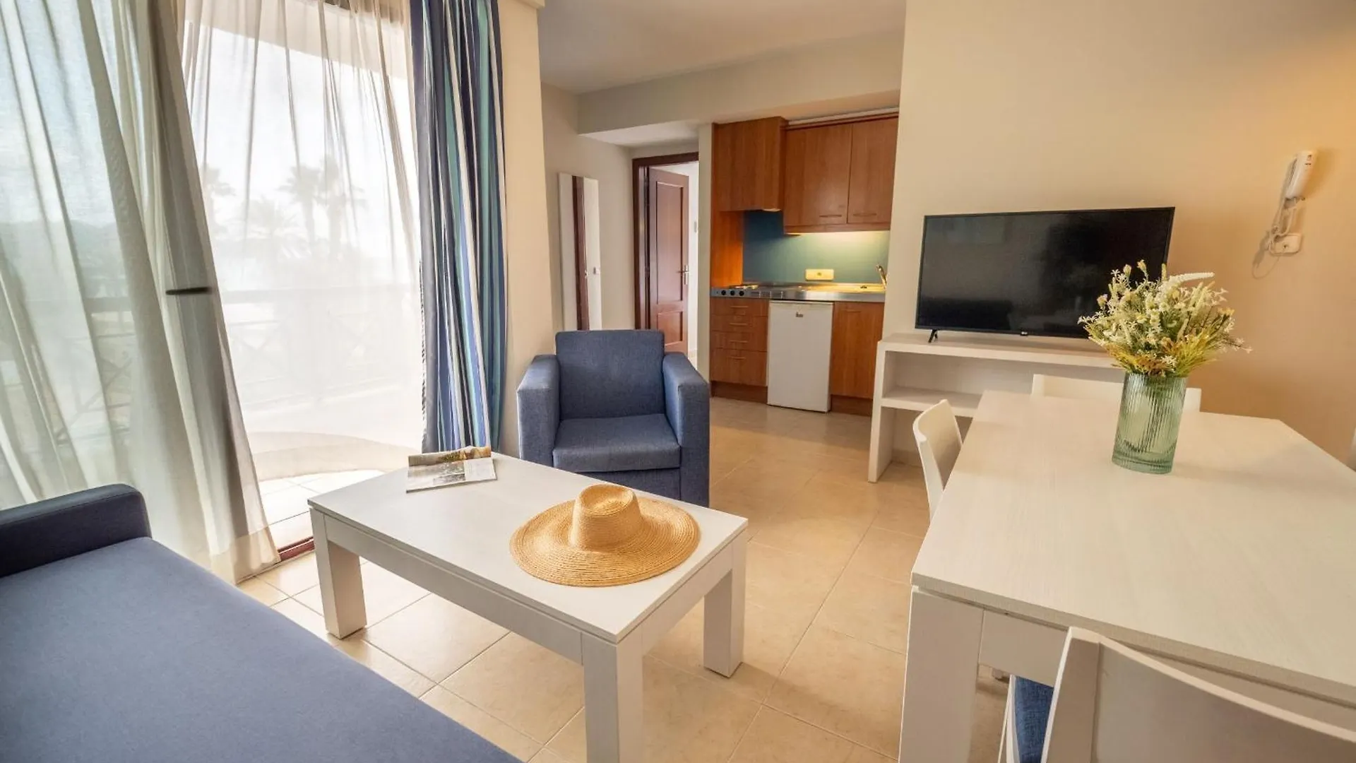 Prope Mare Apartamentos Cala Millor  Apartahotel